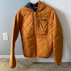 Patagonia M’s Diamond Quilted Bomber Hoodie